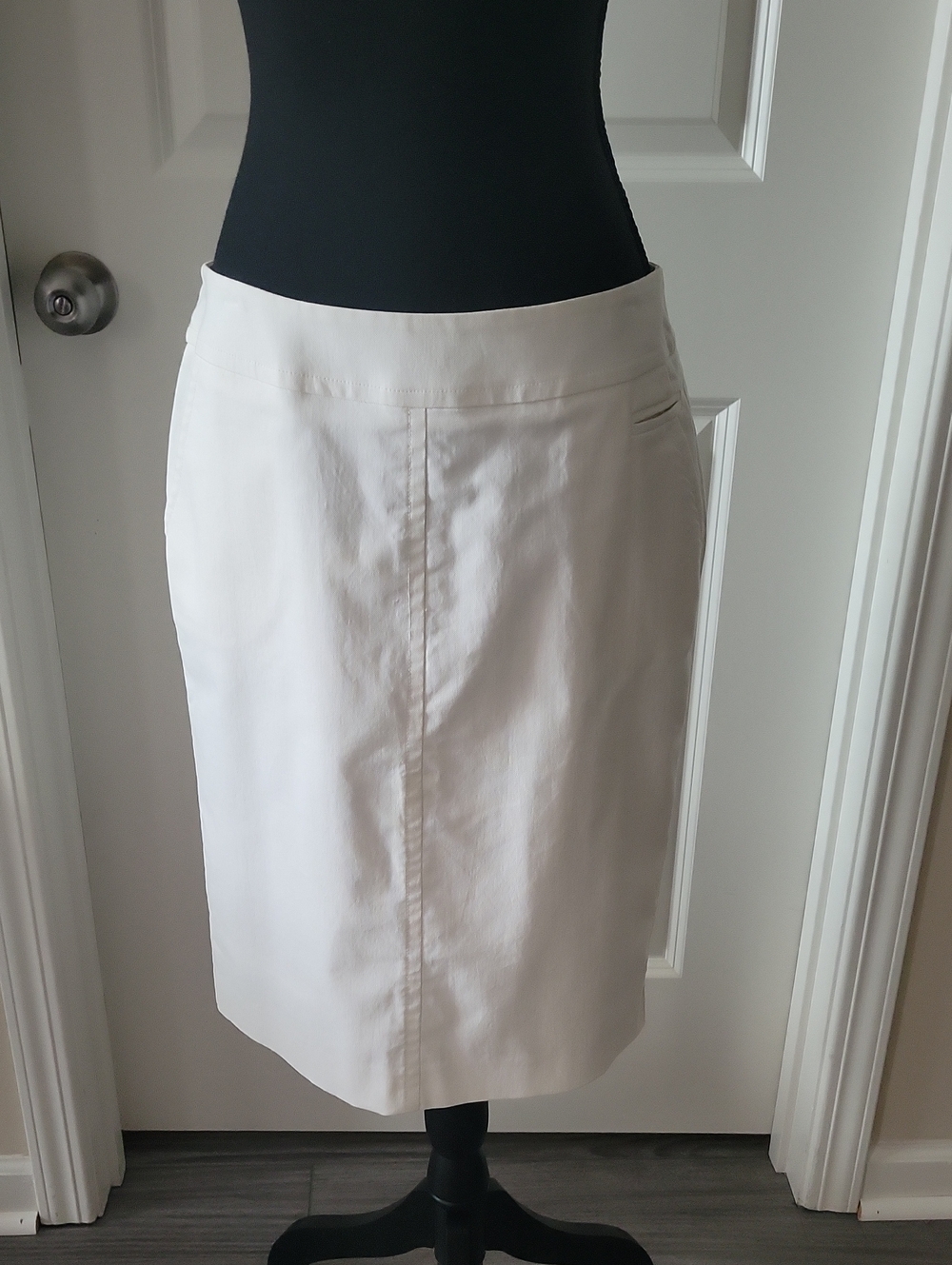 Trina Turk Cream Pencil Skirt